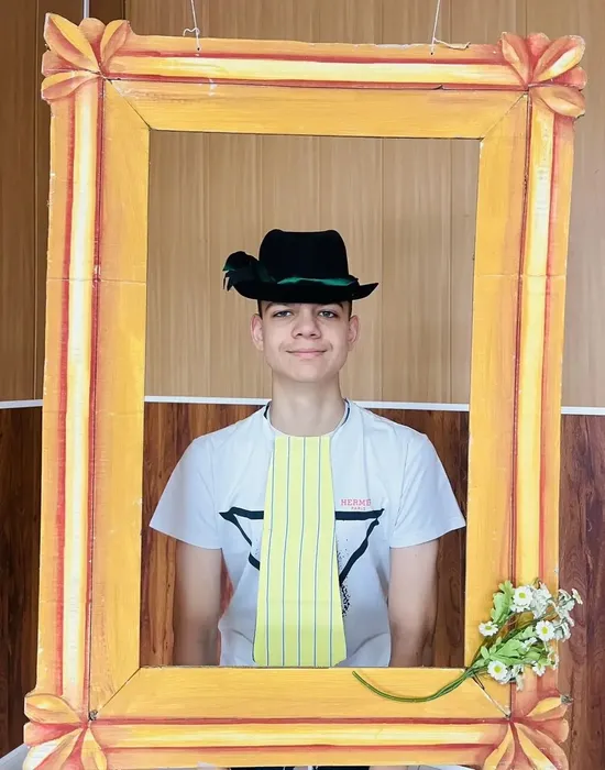 4